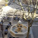 Centre Historique De Frejus - Face A La Mairie